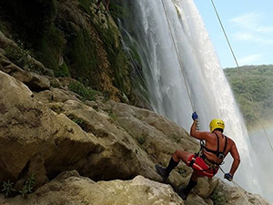 Rappel en la Huasteca Potosina